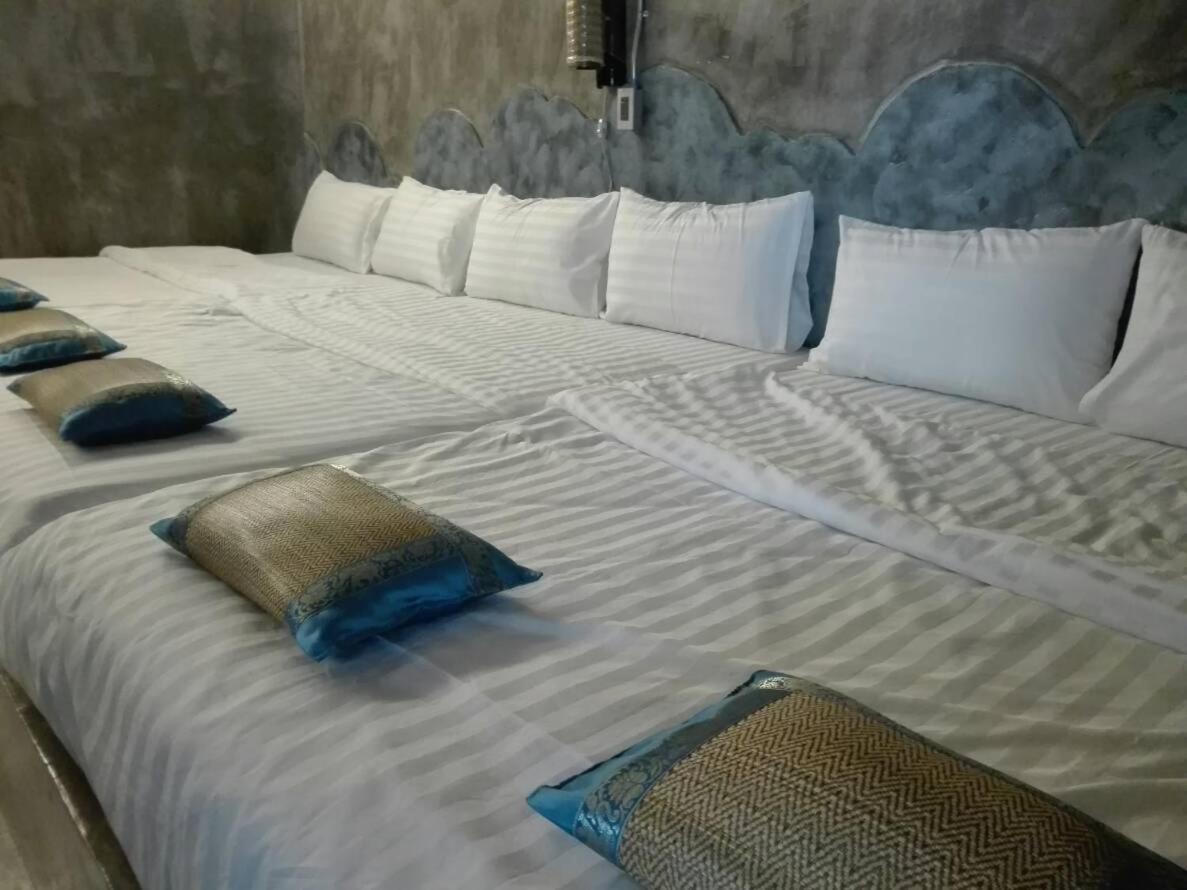 Sea Sand House Resort Klongvan Kültér fotó