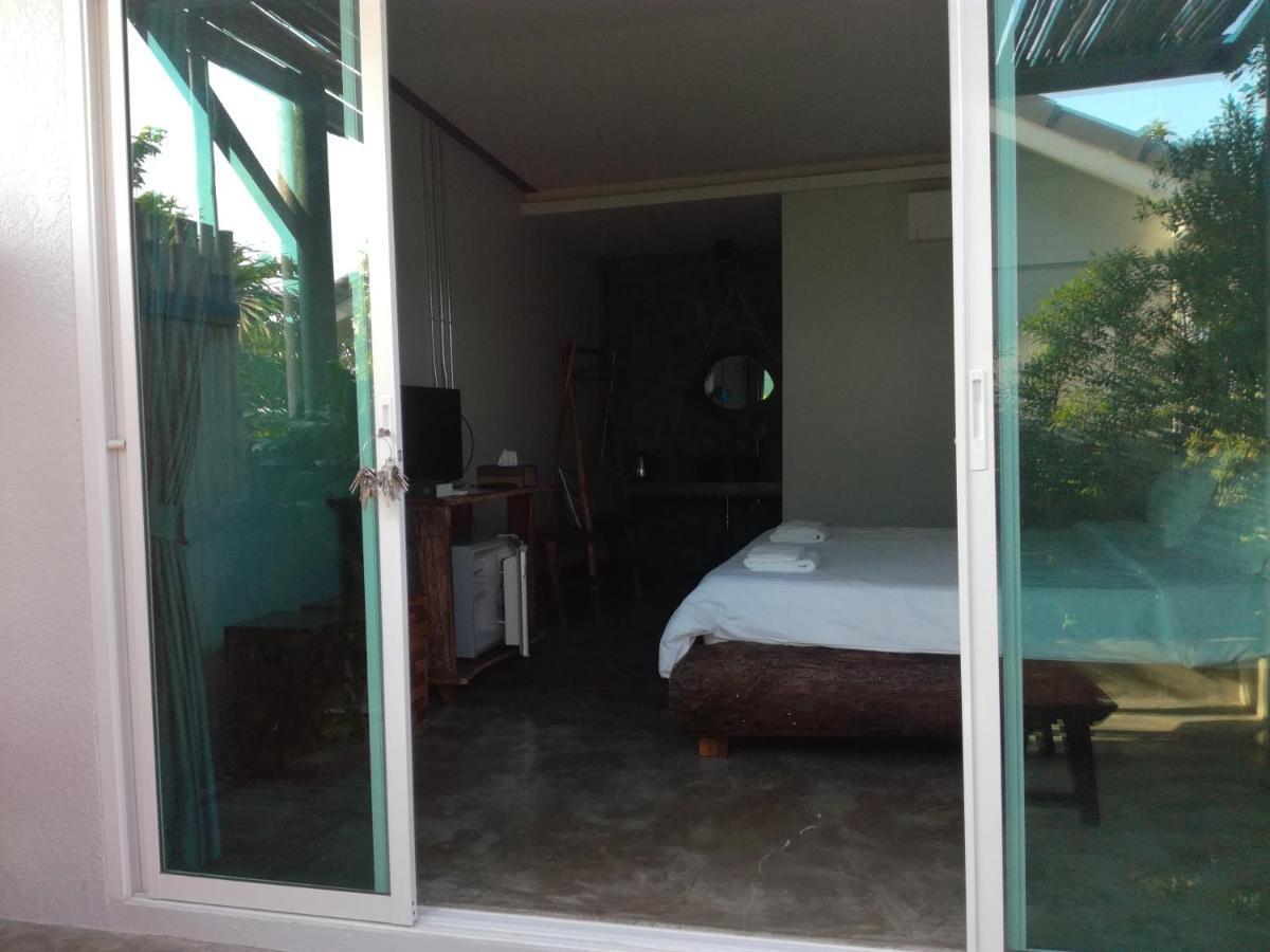 Sea Sand House Resort Klongvan Kültér fotó